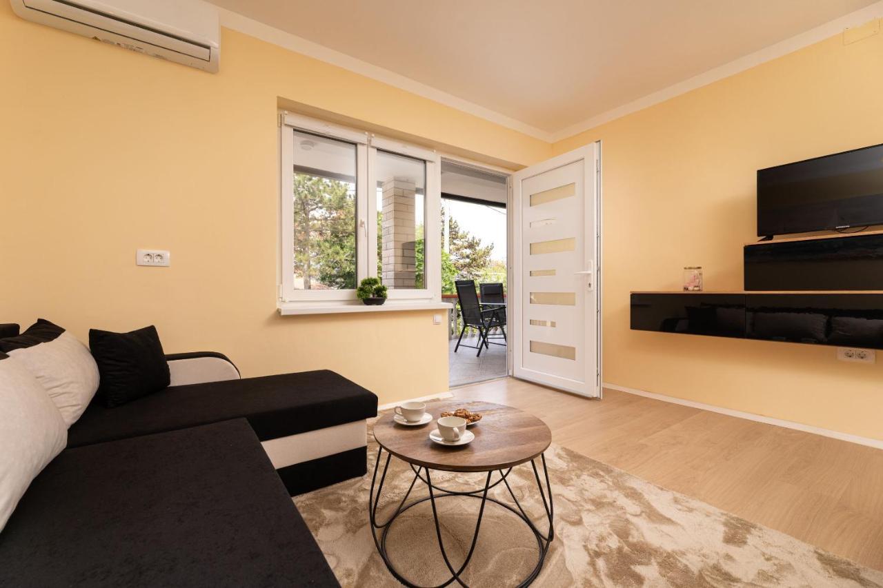 Apartments Vugrin Šilo Dış mekan fotoğraf
